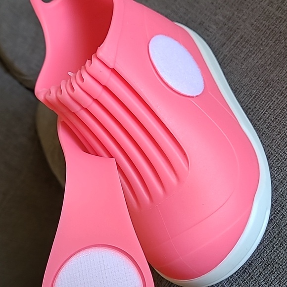 Butler Rockhopper Kids Overshoes. - Picture 7 of 7